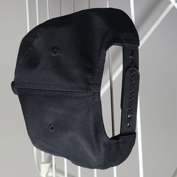 Mens Brixton Edmonton Oilers hat - Picture 3 of 4